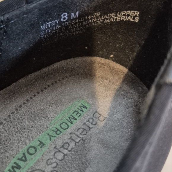 BareTraps Women's Black Loafers - Picture 5 of 5